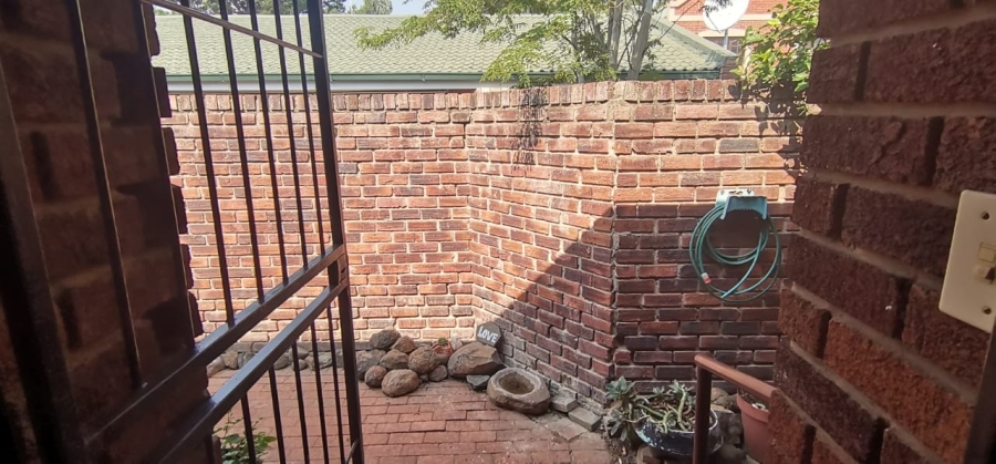 2 Bedroom Property for Sale in Westdene Free State